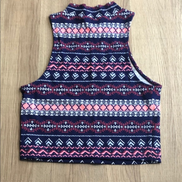 Multi pattern crop top - Picture 2 of 2
